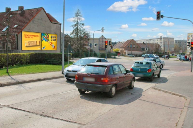 Annendorfer Str  21/Lerchenbergstr/Hst Kaufland