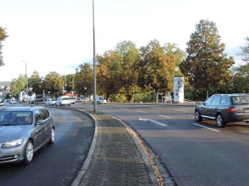 Andernacher Str/Berggärtenstr nh (B 42)