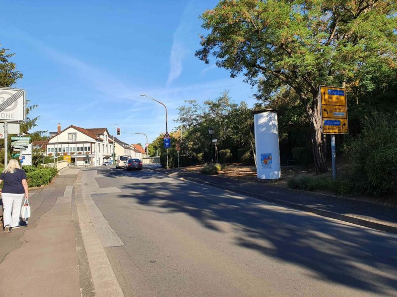 Berliner Str (B 48)/Alter Salinenweg gg