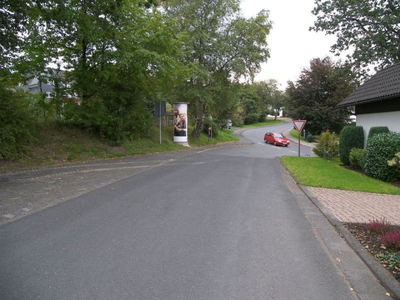 Rödgener Str  70 gg/Inselweg/-Obersdorf