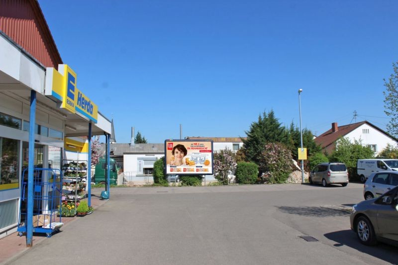 Neustadter Str. 3 Edeka Herda Eing.