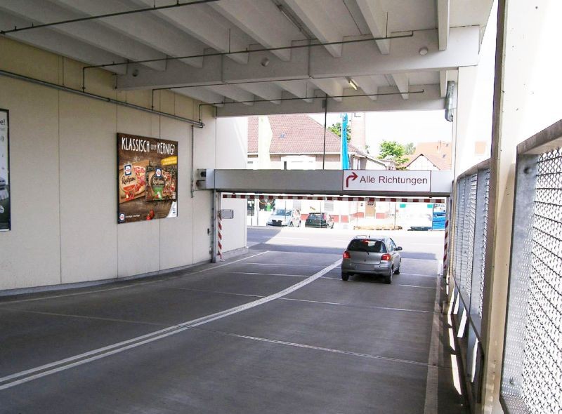 Flechtdorfer Str. 5 Kaufland Einf.