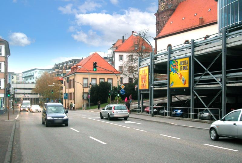 Schäferstr/Pfarrgasse 1-3 li Parkhaus