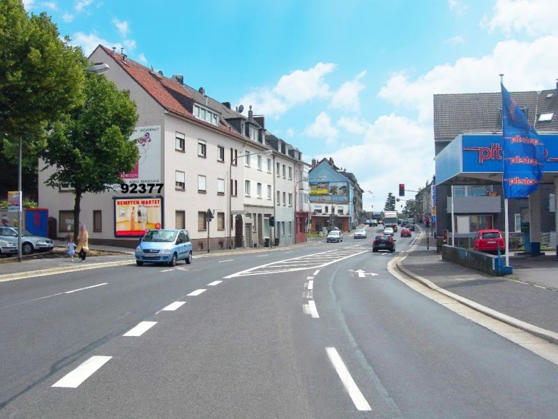 Freiheitstr  66 (B 229)