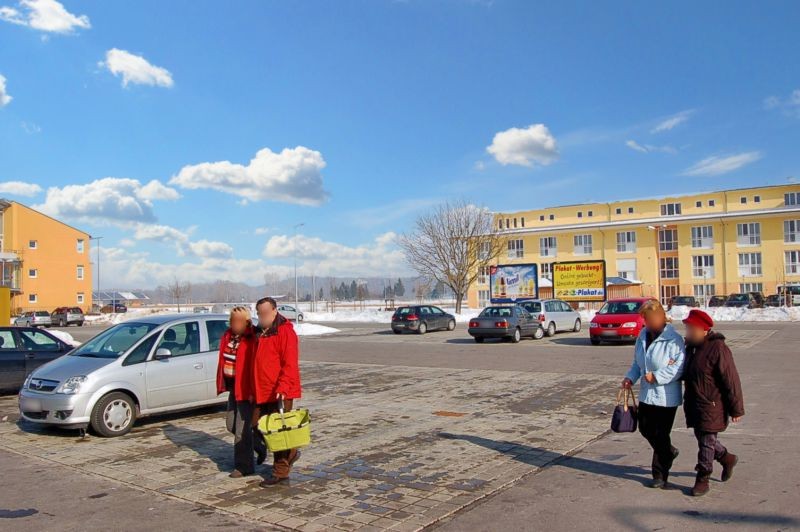 Bahnhofstr. 40c Edeka Stegmann Eing.