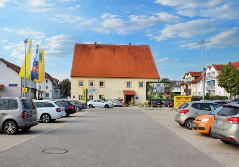 Schardthof 4 Edeka Brunnbauer Eing.