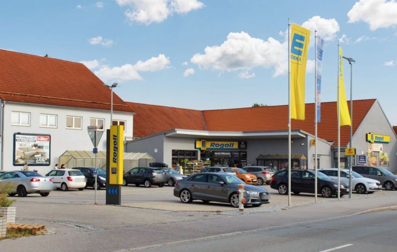 Schardthof 4 Edeka Brunnbauer Eing.