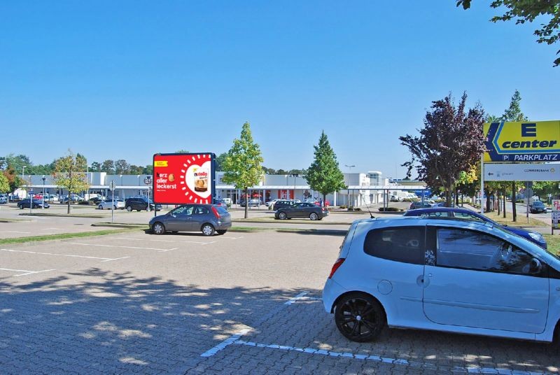 Flurweg 11 E-center Hawig