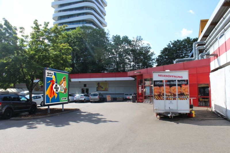 Prinz-Eugen-Str. 10 Kaufland Eing.