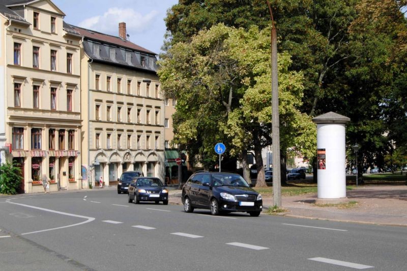 Rosa-Luxemburg-Str (B 93)/Theaterplatz