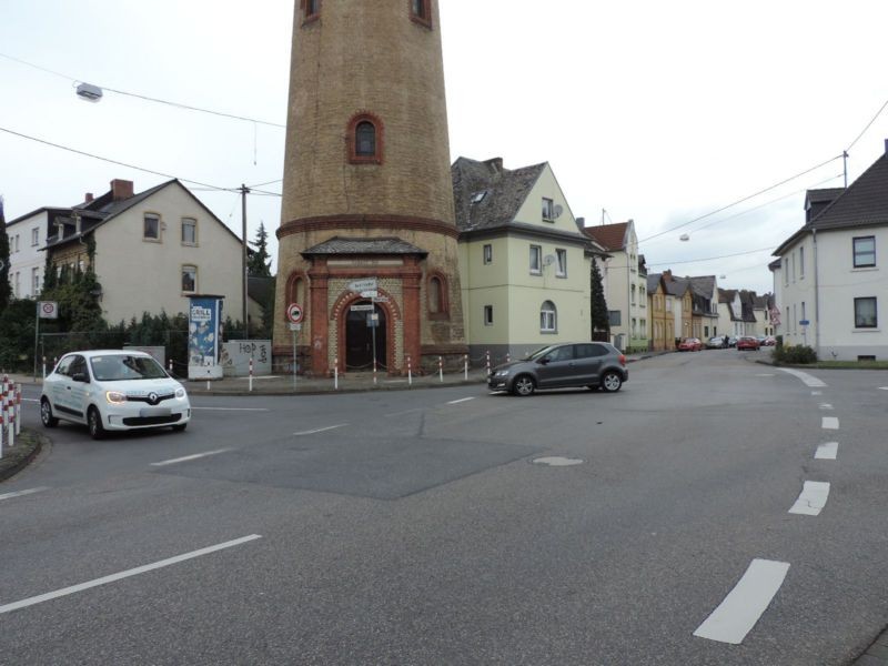 Am Wasserturm   2 re/Weiser Str