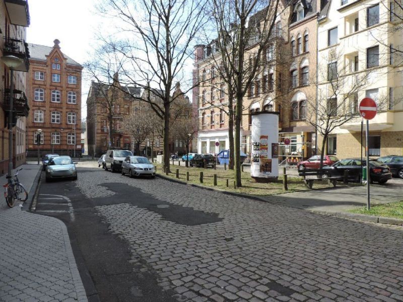 St-Josef-Platz  10 gg