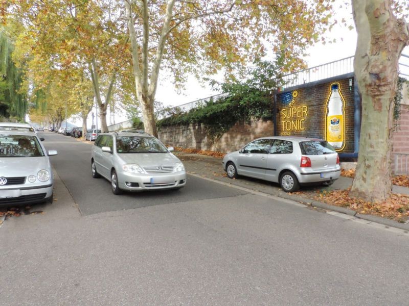 Alban-Haas-Str/Landauer Str (B 39) nh