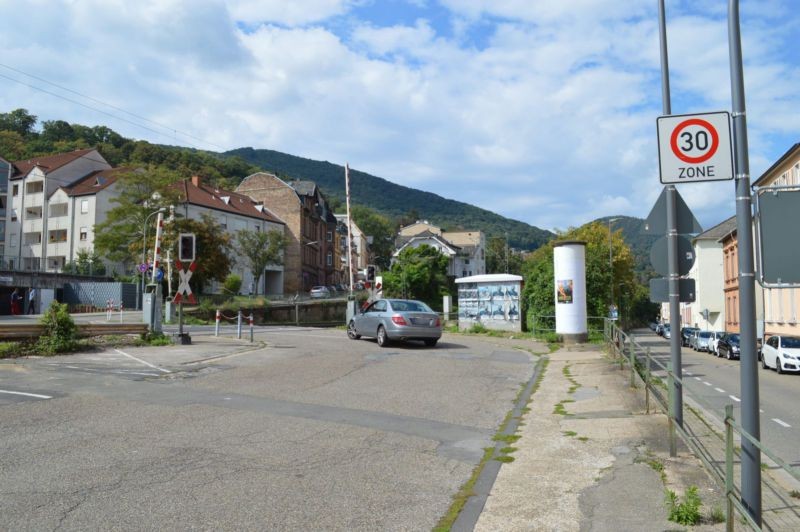 Amalienstr (B 39)/Karolinenstr