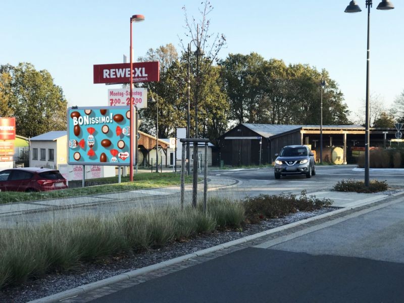 Hunsrückhöhenstr. 3 Rewe XL Hundertmark Ausf.
