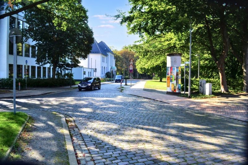 Max-Röer-Platz   1/Parkstr