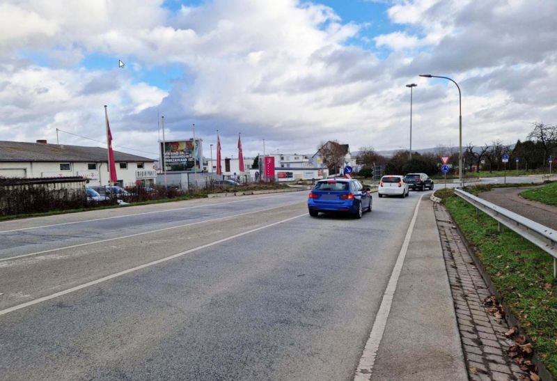 Rübenacher Str/Metternicher Weg   1 ew