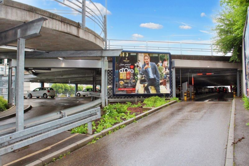 Georg-Zimmerer-Str. 15 Kaufland Einf.