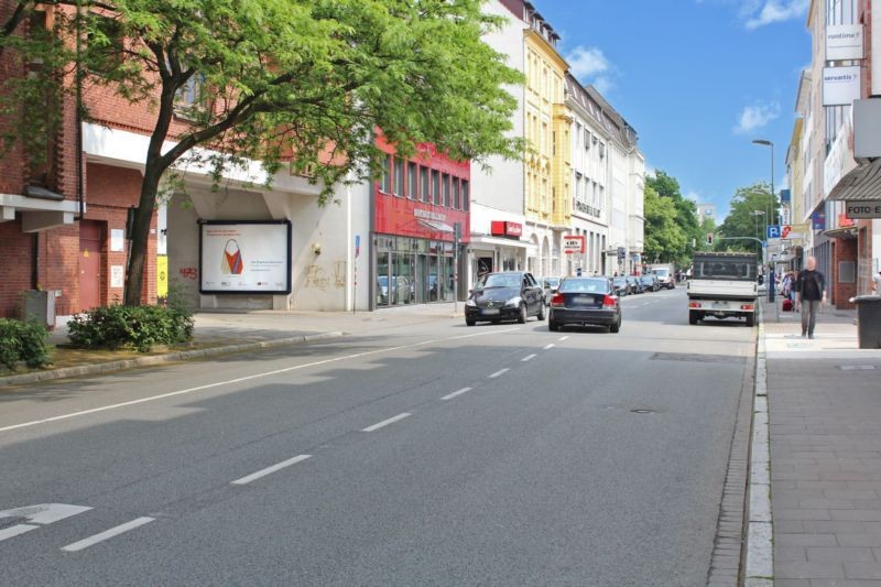 Möser Str 19/Durchfahrt Hof