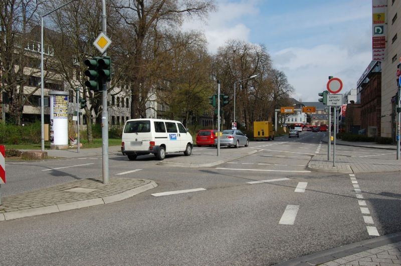 Ostallee Ausfahrt Alleen-Center gg