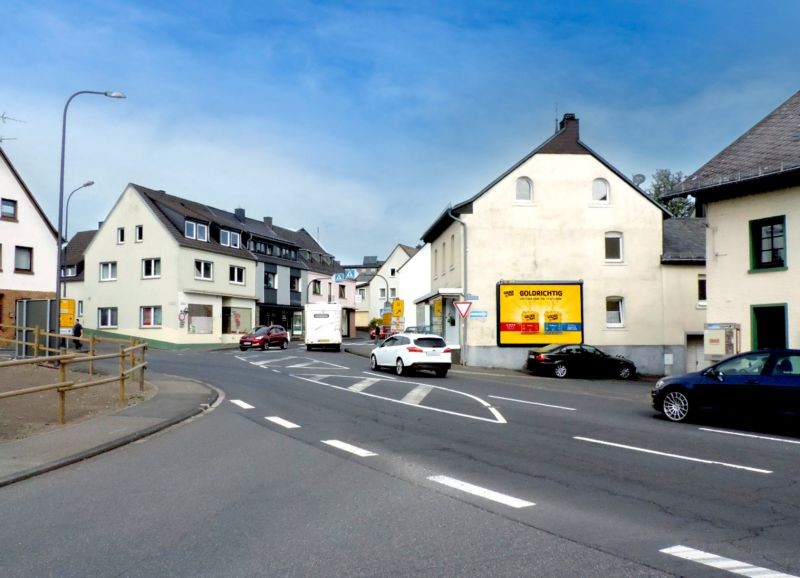 Schwammerstr/Hauptstr   2
