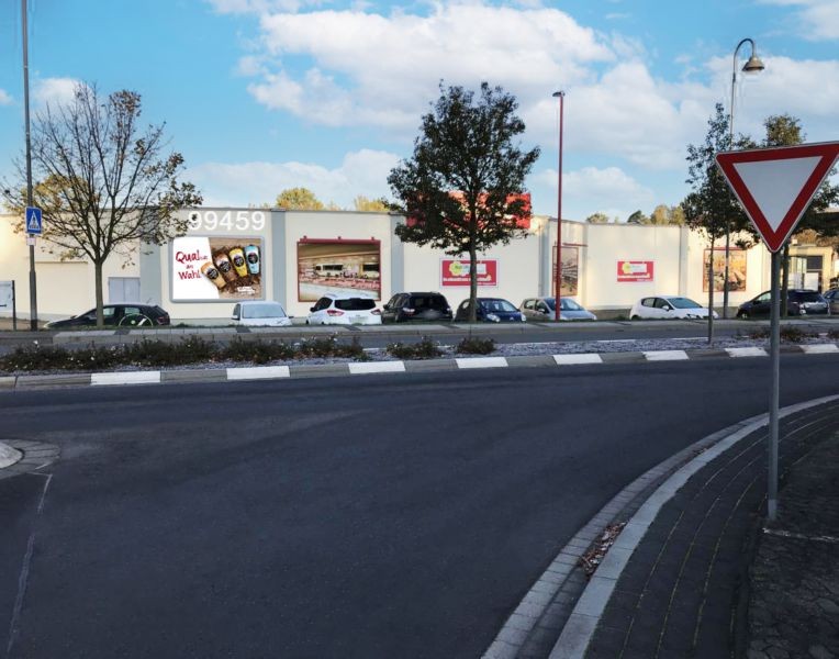 Hunsrückhöhenstr. 3 Rewe XL Hundertmark Einf.