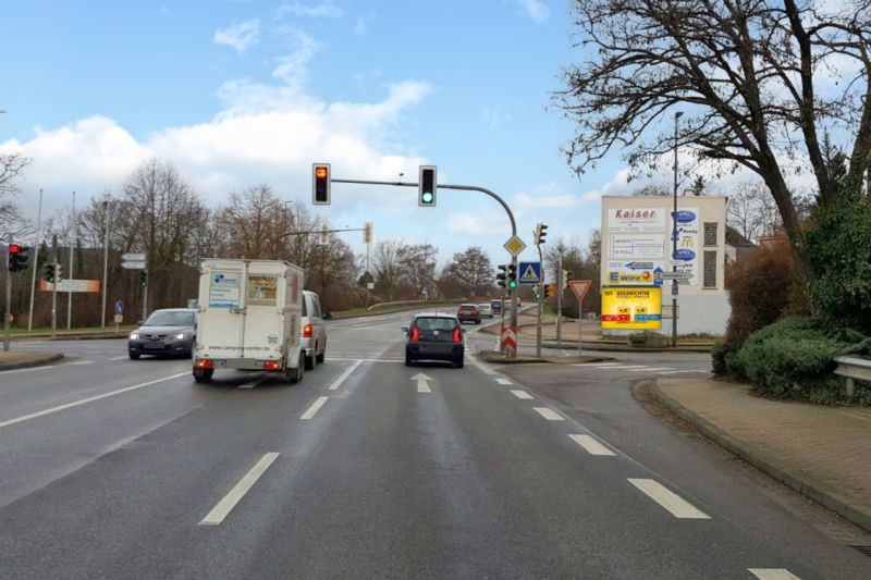 Bundesstr  20 (B 256)/Eicher Str
