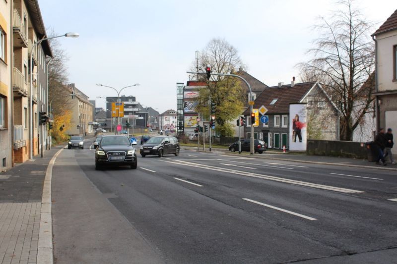 Freiheitstr 125 (B 229)/Kremenholler Str