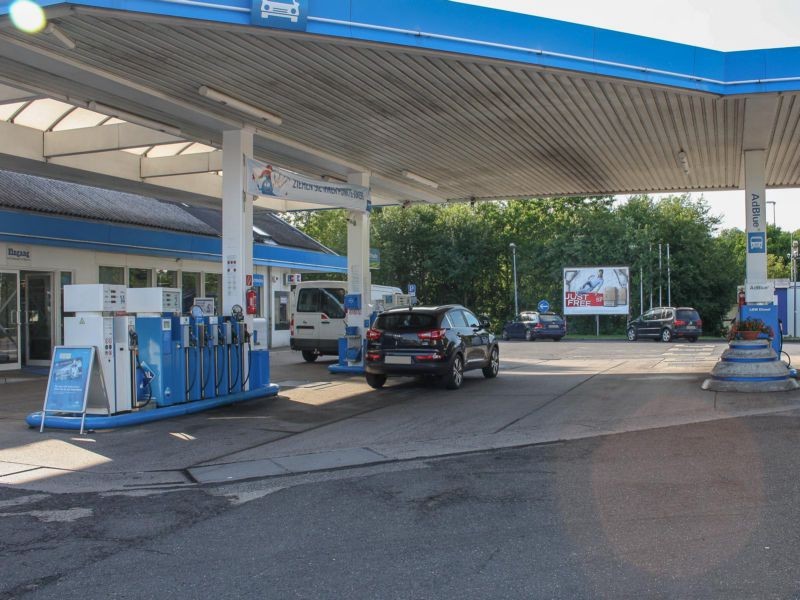 Bahnhofstr./Autohof/Tankstelle