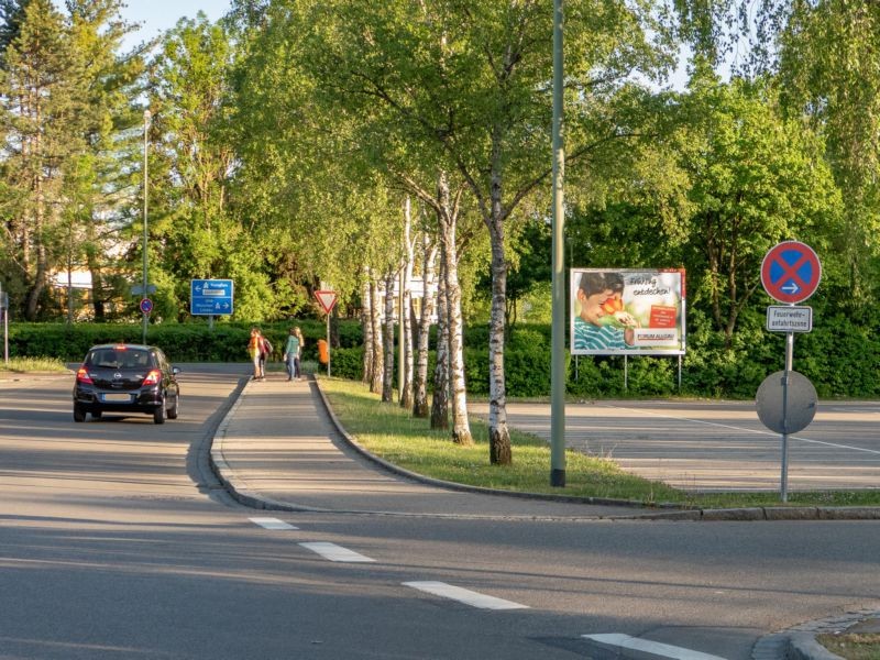 Am Stadion/Bodenseestr/P Stadion/quer