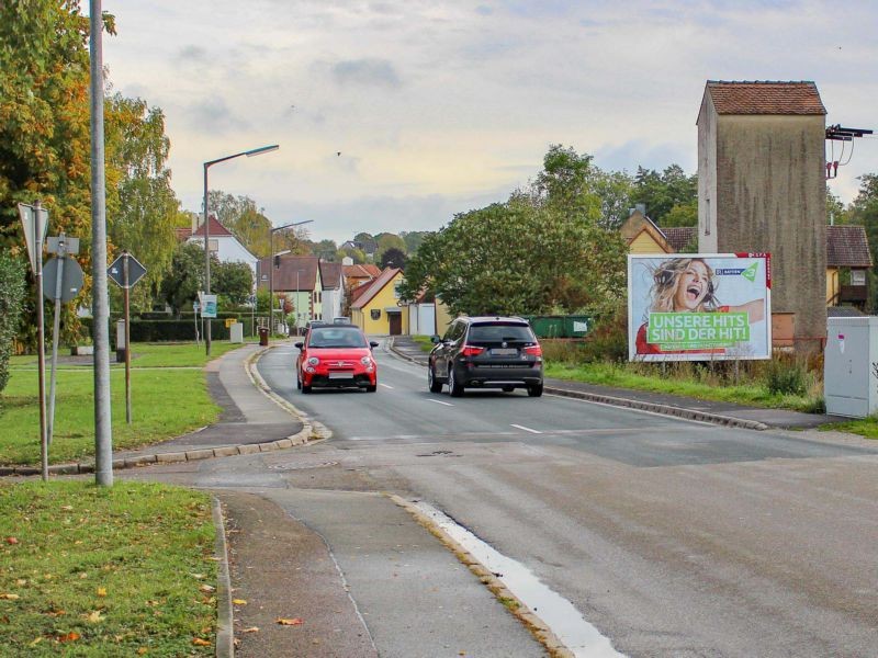 Uffenheimer Str./gg.Sudetenweg/quer