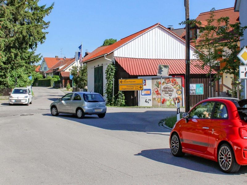 Untere Hauptstr.1/Si.Freisinger Str.-Massenhausen