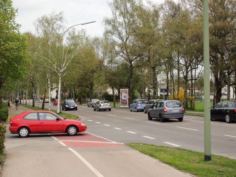 Hühnerbergstr b Sportplatz und Eishalle