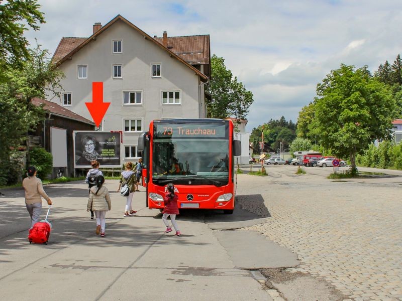 Bahnhofsplatz/Busbahnhof/quer