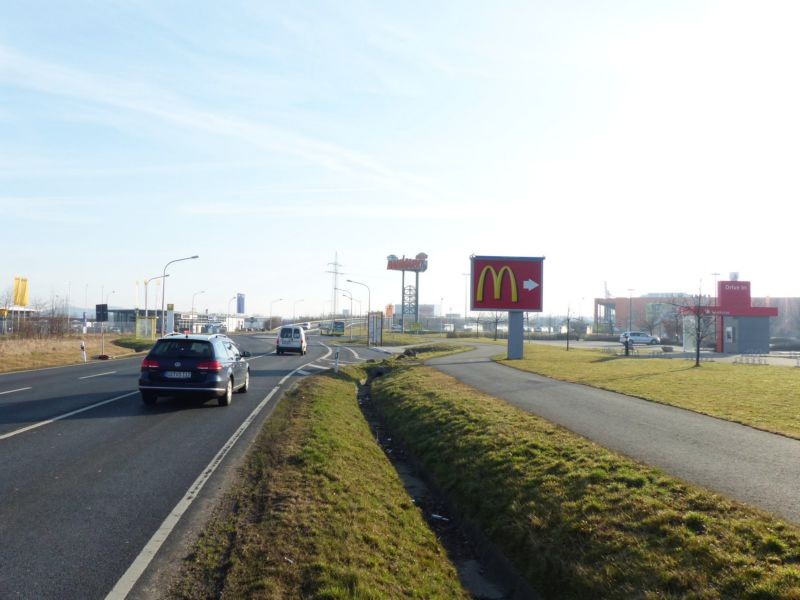 Stapelner Str nh Carl-Zeiß-Str VS