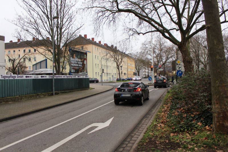 Blücherstr.  6/Moselweisser Str.