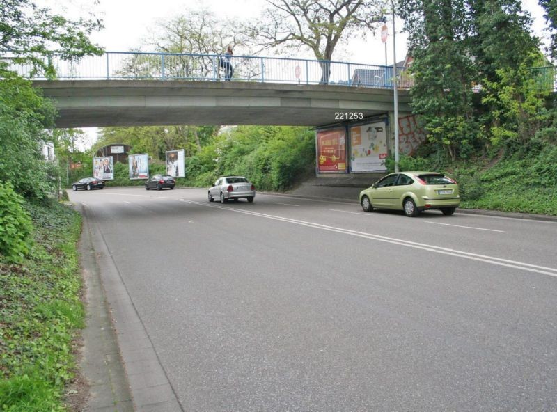 Humboldtring/Ufg.Wackelsbeck li.