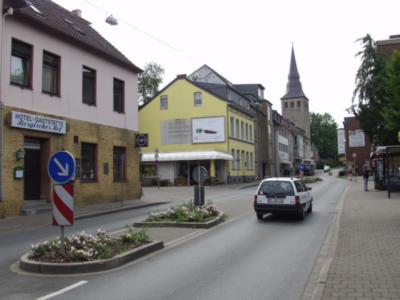 Kreuzstr. 18/Schubertstr.