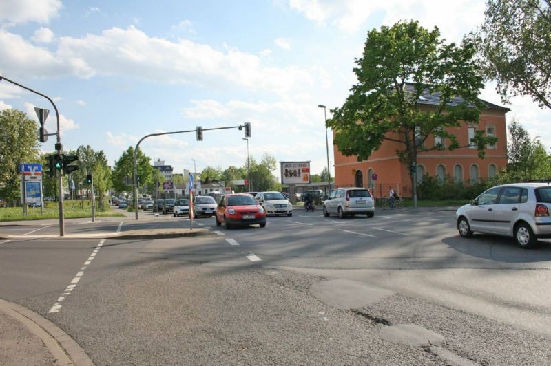 Dresdner Str  37/August-Bebel-Str VS City-Star-Board