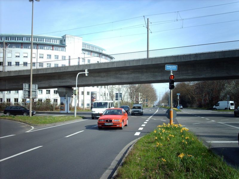 Berliner Allee/Sundgauallee/Nh Ampel