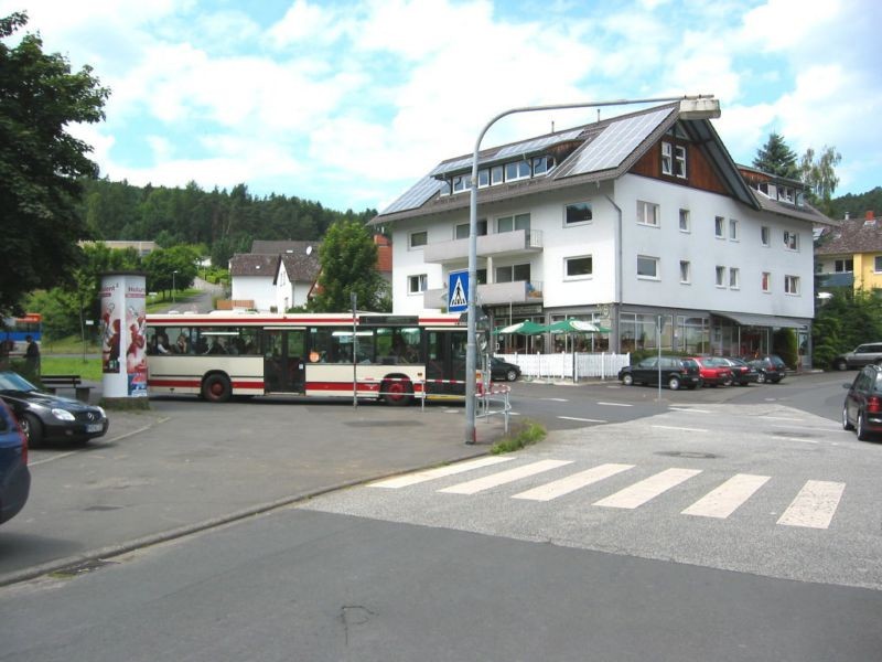 Lärchenweg/Bushaltest./Huteweg -Wehrda