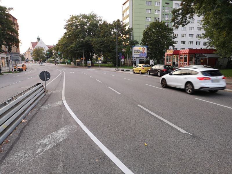 Hartmannstr.gg.Nr.  7b/Brückenstr.41 VS City-Star-Board