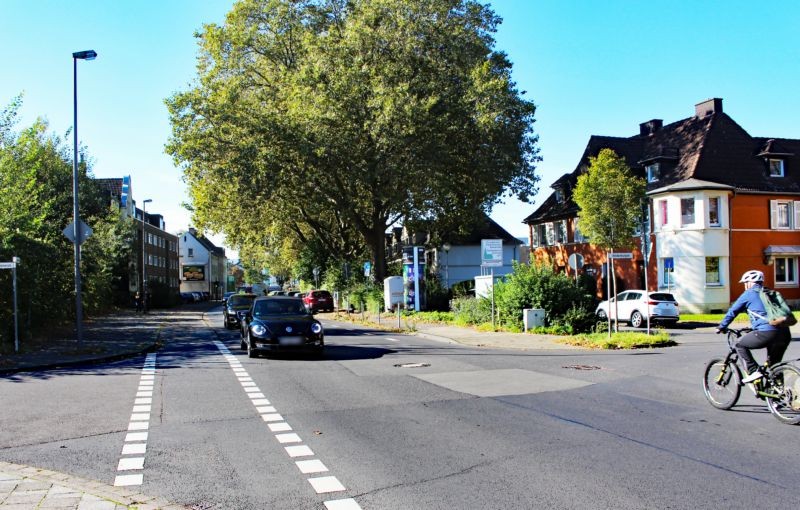 Manforter Str/Hindenburgstr