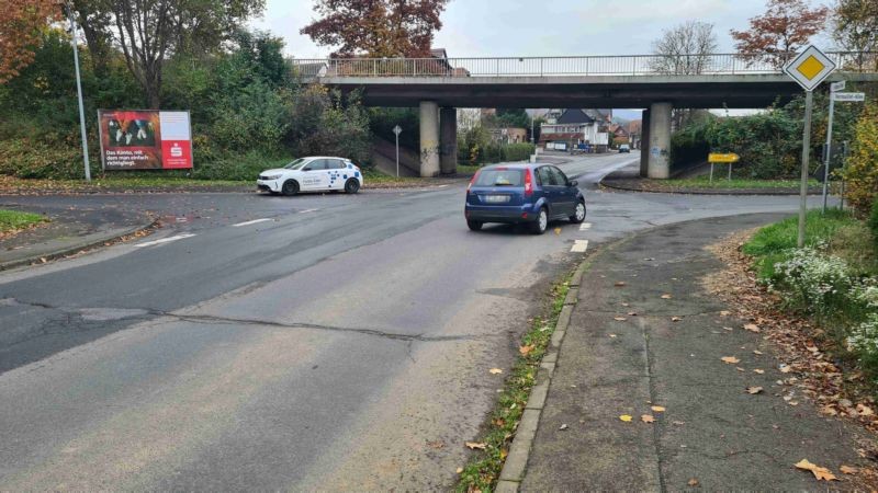 Heiligenbergstr./Karths.Str. -Gensungen-