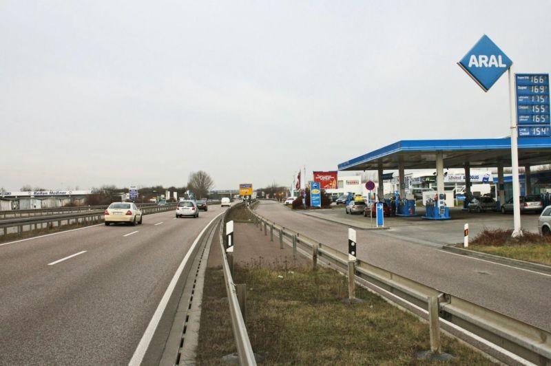 Eislebener Chaussee 200 (B 80)/Fontanestr VS City-Star-Board