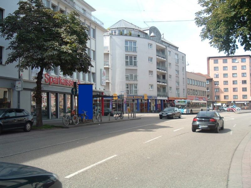 Breite Str (B 51) /Marienstr /Zubr A620 Innenstadt H