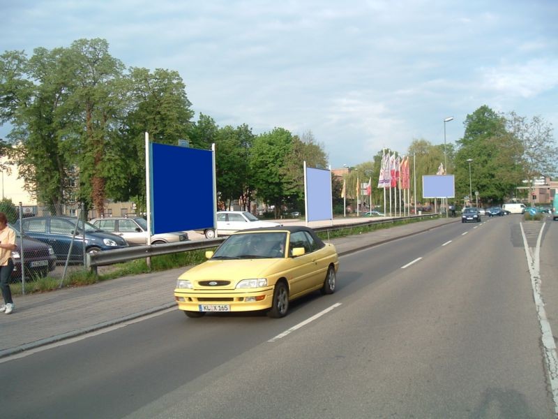 Lauterstr (B 40) Waschanlage Pos.1 vor Shell Innenstadt
