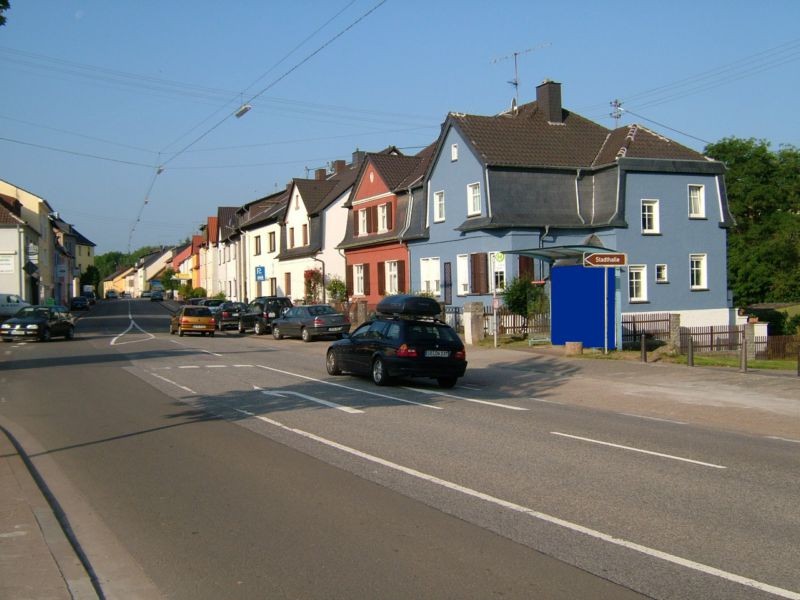 Bahnhofstr 34 nb (L136)/Am Burgplatz gg