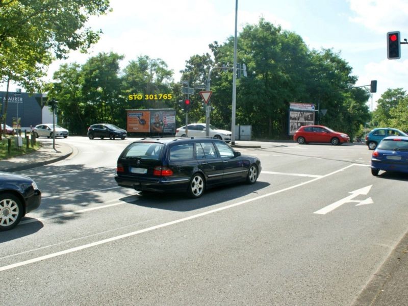 Dudweiler Str /Meerwiesertalweg gg (B 41) Ampel Aral-Tkst Fernbusbahnhof    /E