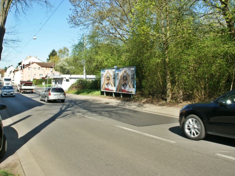 Luisenthaler Str  80 gg (B 51) /Georg-Heckel-Str Ampel vor   E